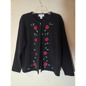 Croft and Barrow Women's Black Christmas Sweater